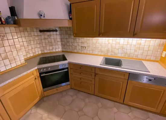 Küche mit neuer Arbeitsplatte