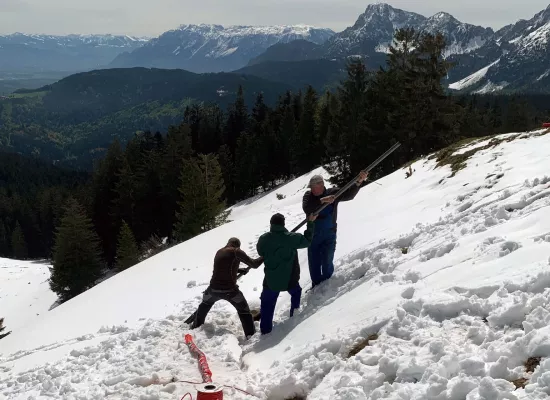 Anfertigen Ladelöcher