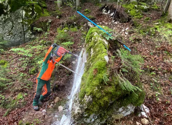 Bohren abgerutschter Stein