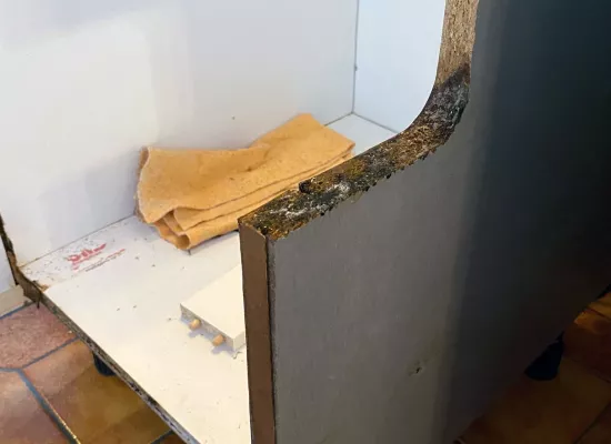 Neu zu fertigender Küchenkasten