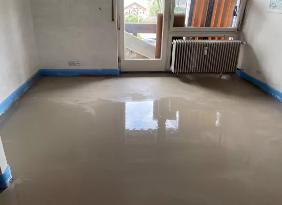 Bodenausgleich mit Nivelliermasse